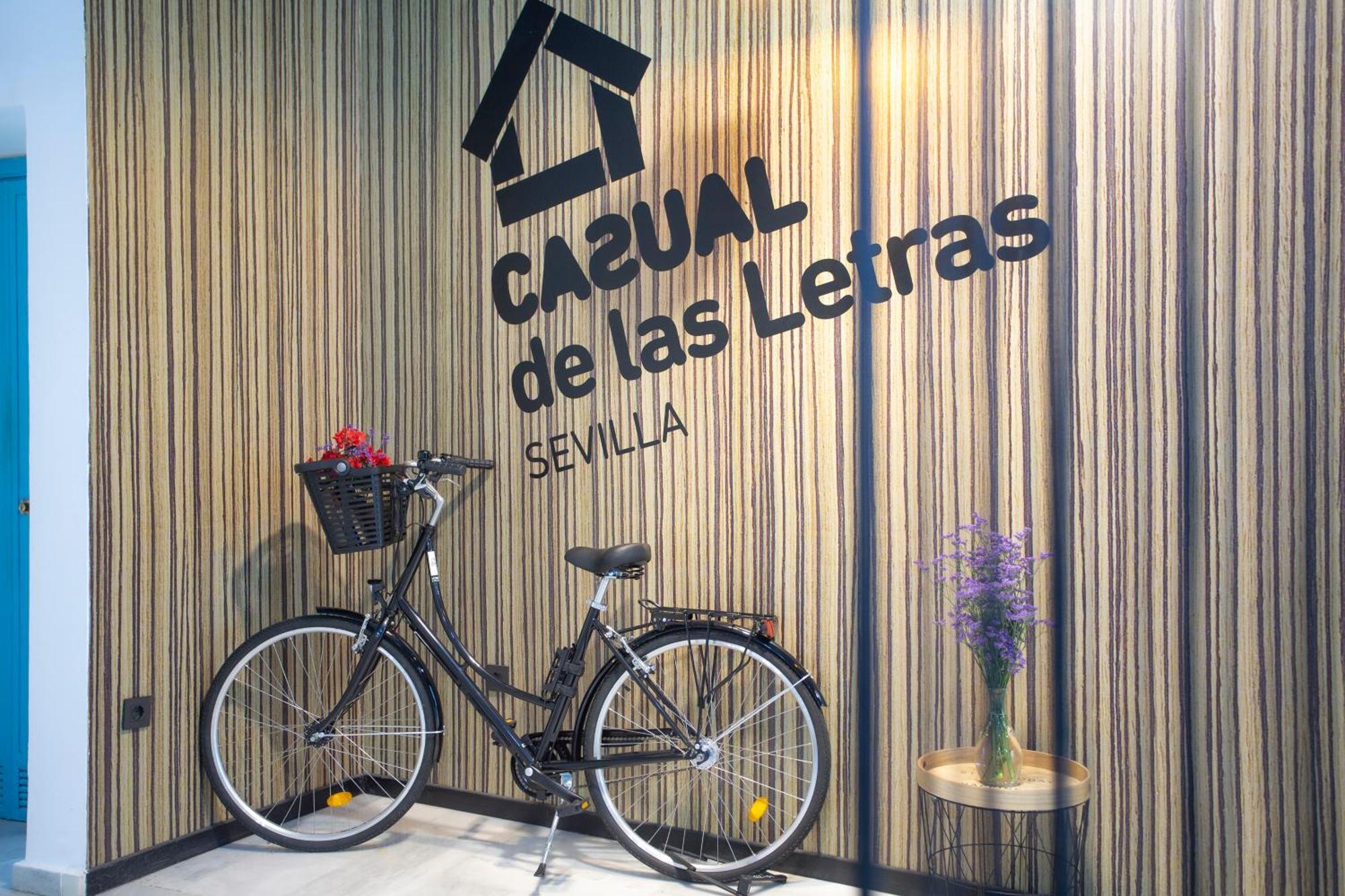 Casual De Las Letras Sevilla Exterior foto